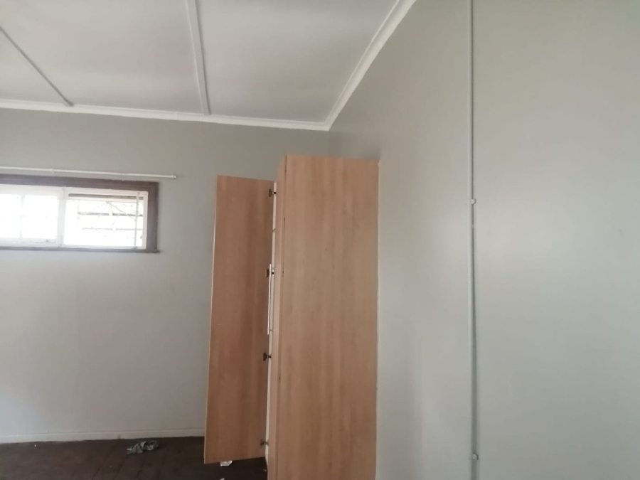 To Let 1 Bedroom Property for Rent in Bloemfontein Free State